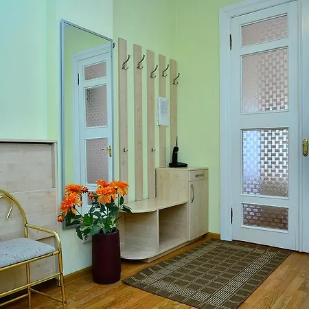 Apartment Bolshaya Vasilkovskaya 12 *